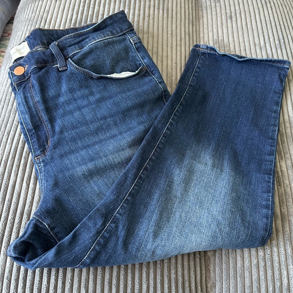 Universal Thread jeans